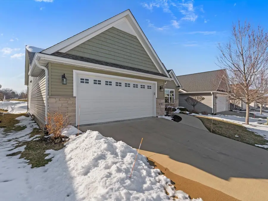 4732 Pheasant Creek Avenue, Davenport, IA 52807 - #2