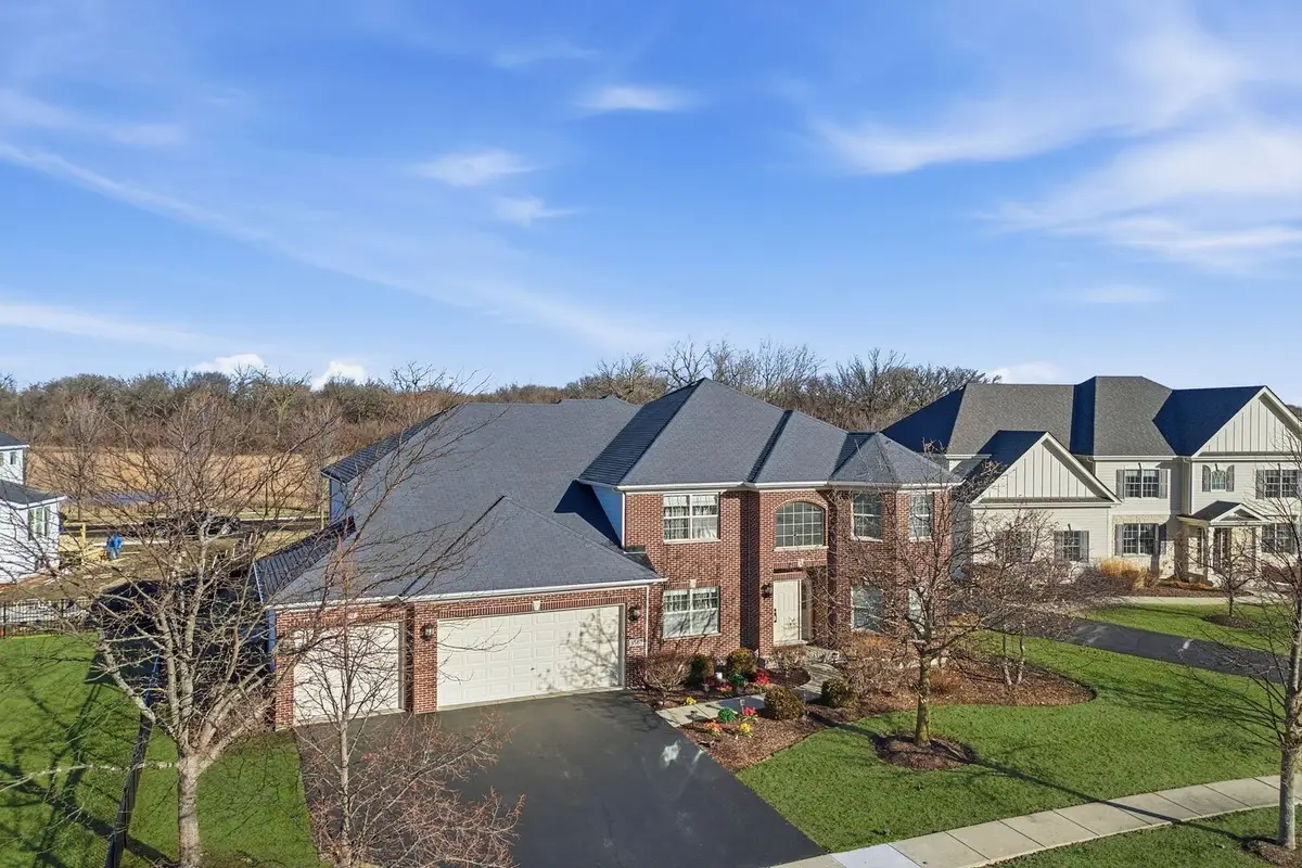 Address Withheld By Seller, Elgin, IL 60124 - #1