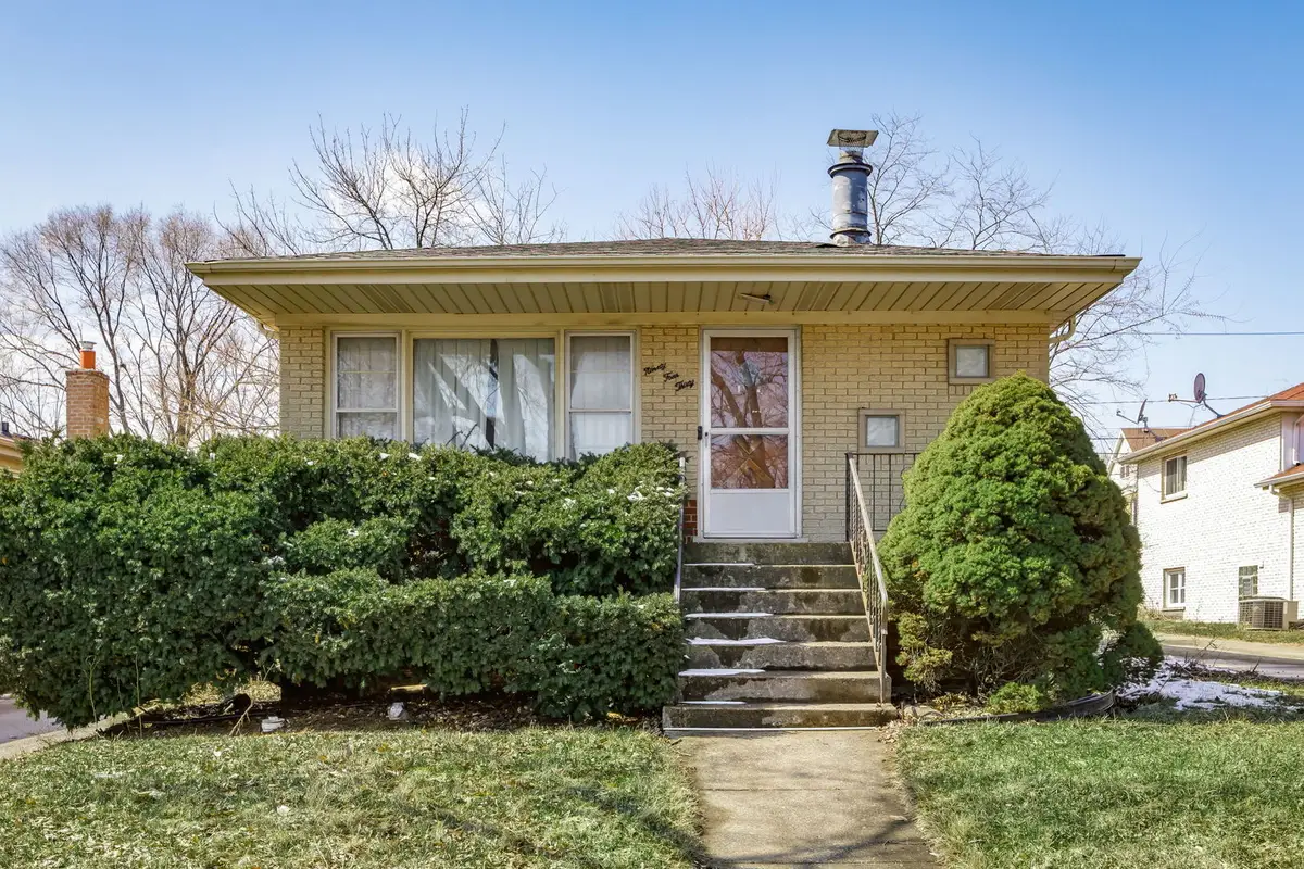 9430 S 81st Avenue, Hickory Hills, IL 60457 - #1