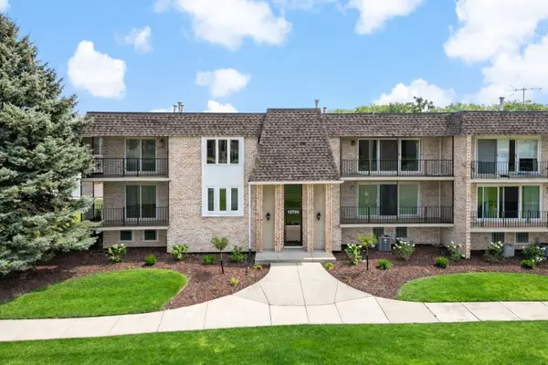15700 Brassie Court #2S, Orland Park, IL 60462