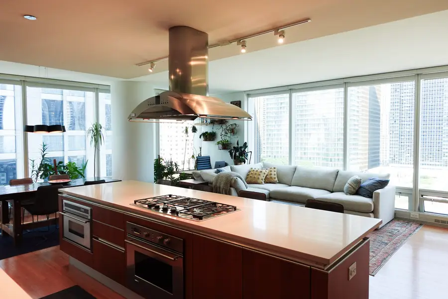 340 E Randolph Street #1106, Chicago, IL 60601 - #2