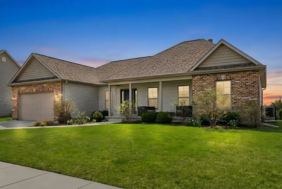 2235 Wickford Lane, Sycamore, IL 60178 - #2