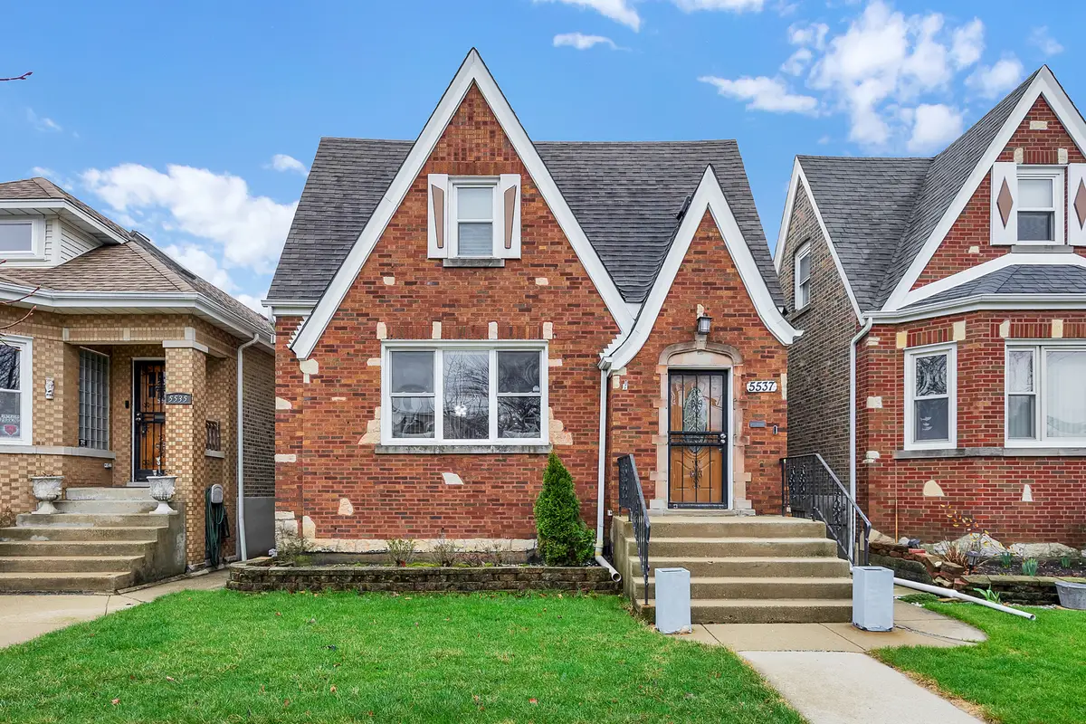 5537 W Melrose Street, Chicago, IL 60641 - #1