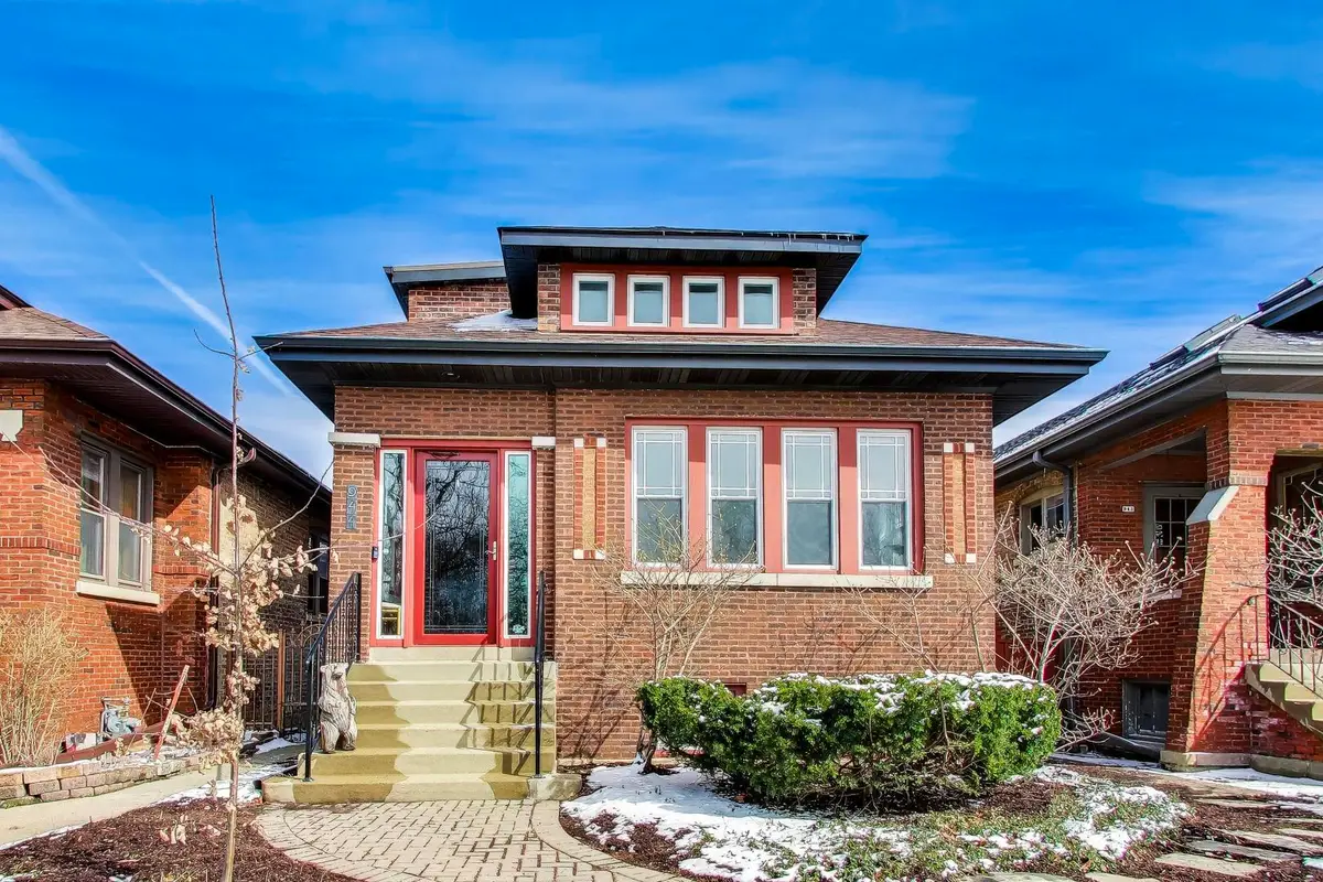 944 N Ridgeland Avenue, Oak Park, IL 60302 - #1