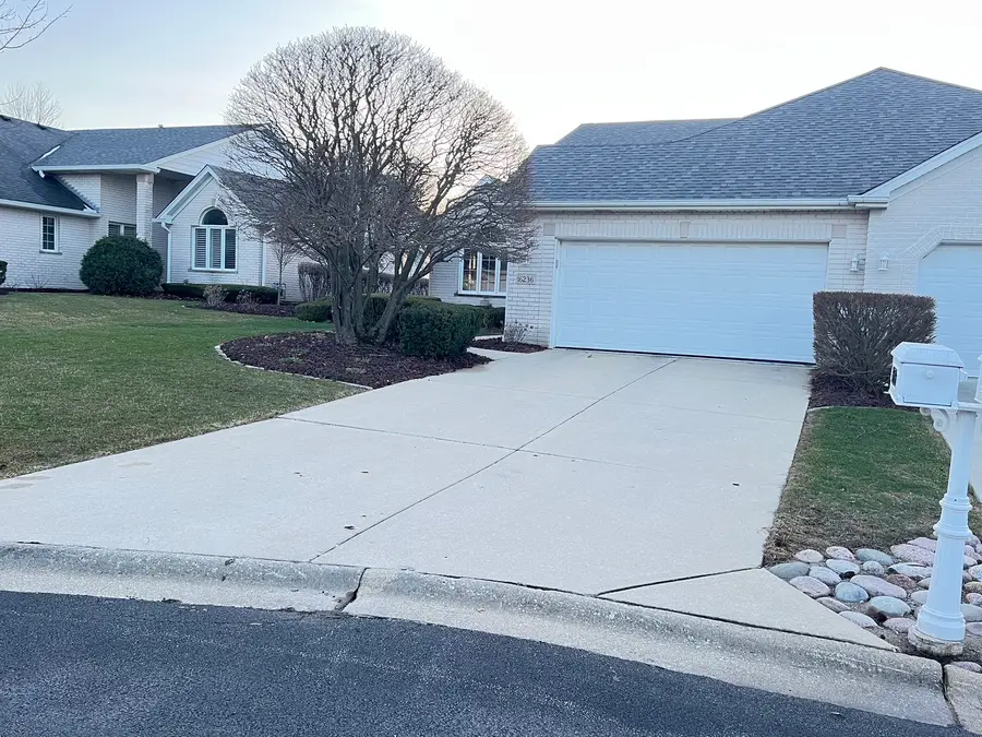 16236 Hummingbird Hill Drive, Orland Park, IL 60467 - #2