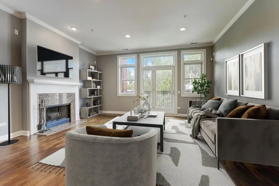 819 Foster Street #3N, Evanston, IL 60201 - #2