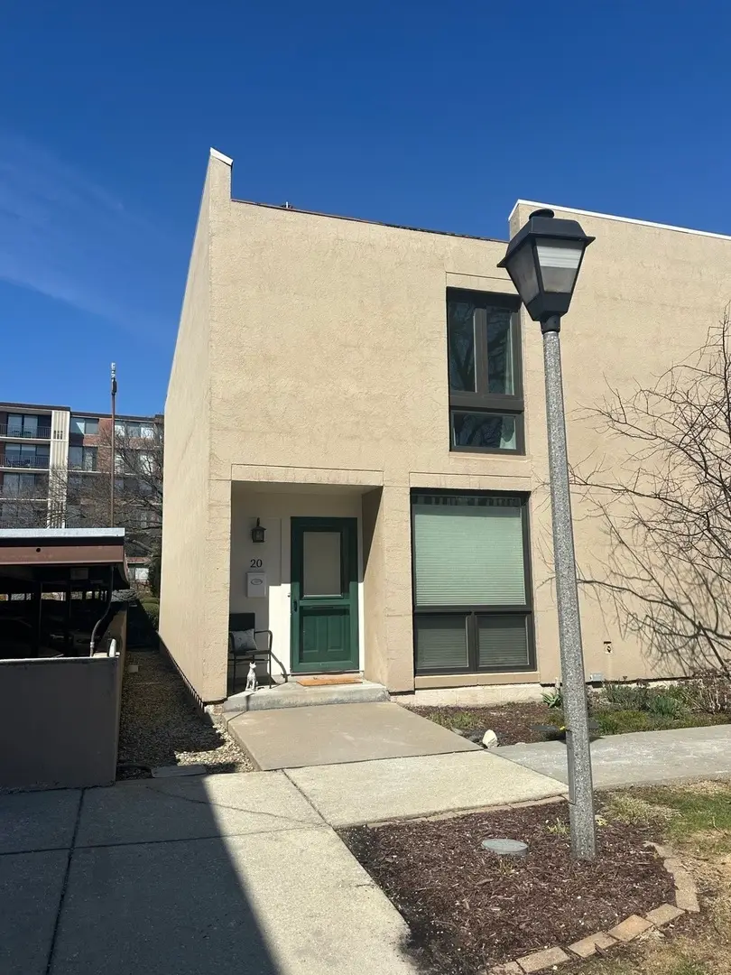 20 Oak Tree Court #20, Elmhurst, IL 60126 - #2
