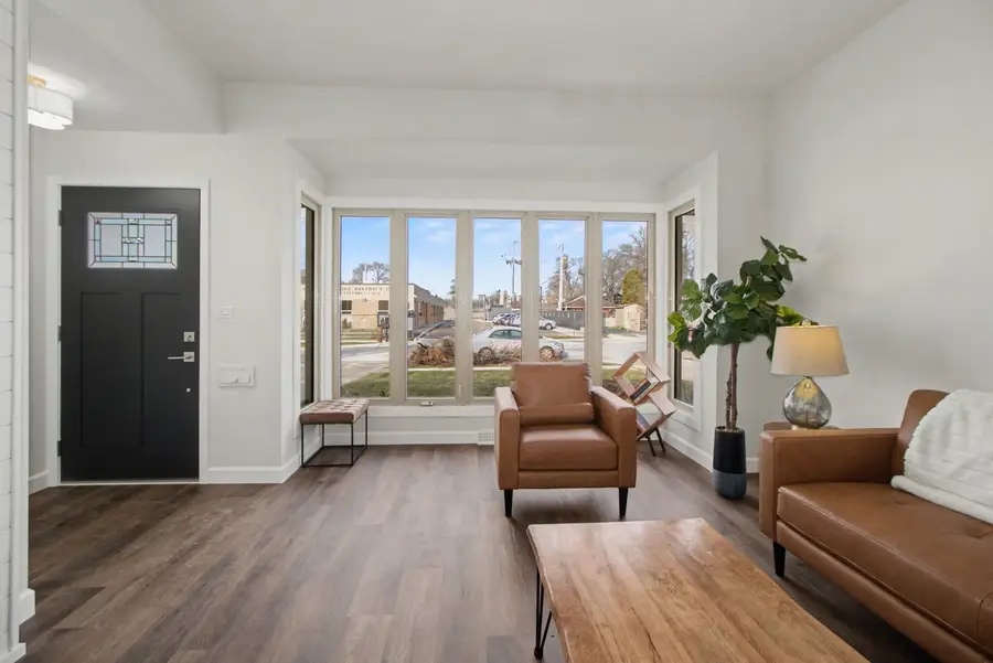 18263 Greenbay Avenue, Lansing, IL 60438 - #3