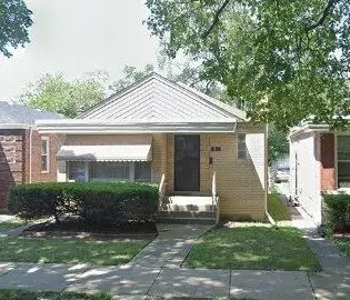 10552 S Eberhart Avenue, Chicago, IL 60628