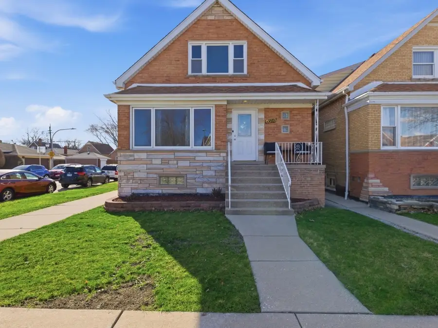 6558 S Karlov Avenue, Chicago, IL 60629 - #2