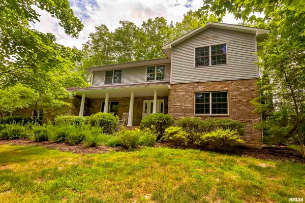 1127 Cedar Ridge Lane, Carbondale, IL 62901