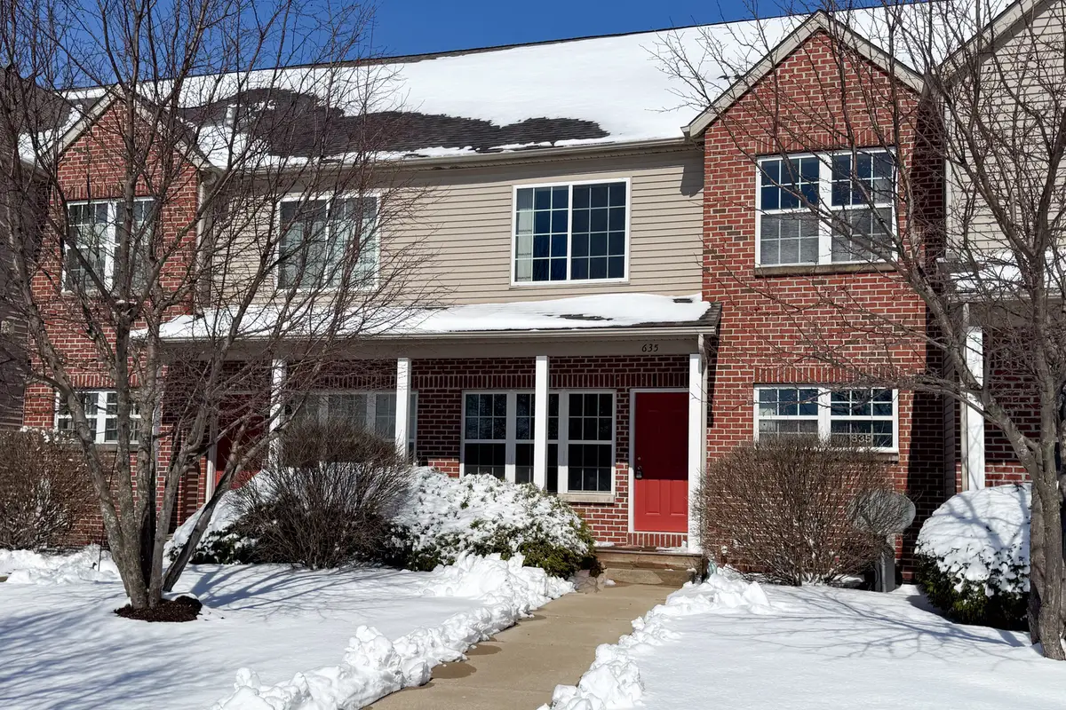 635 Stonegate Drive, Sycamore, IL 60178 - #1