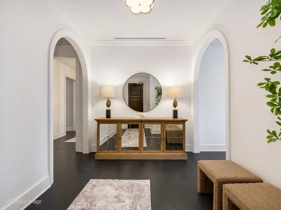 118 E Erie Street #31G, Chicago, IL 60611 - #2