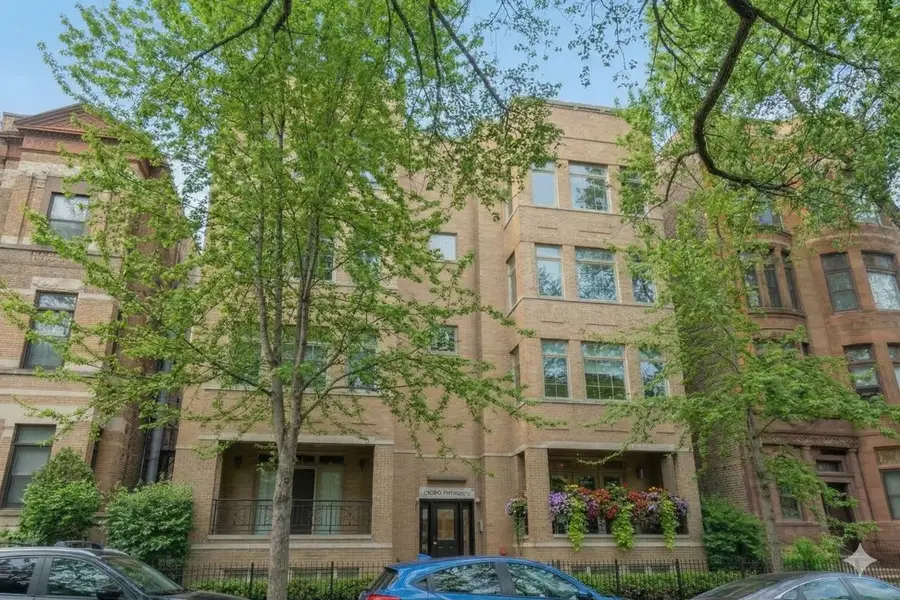 630 W Wellington Avenue #1E, Chicago, IL 60657 - #2