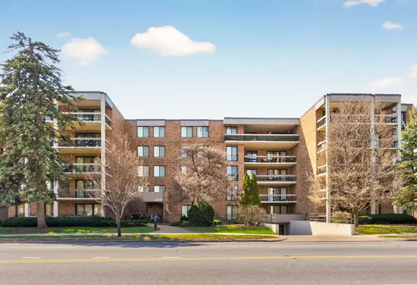 1020 N Harlem Avenue #1E, River Forest, IL 60305