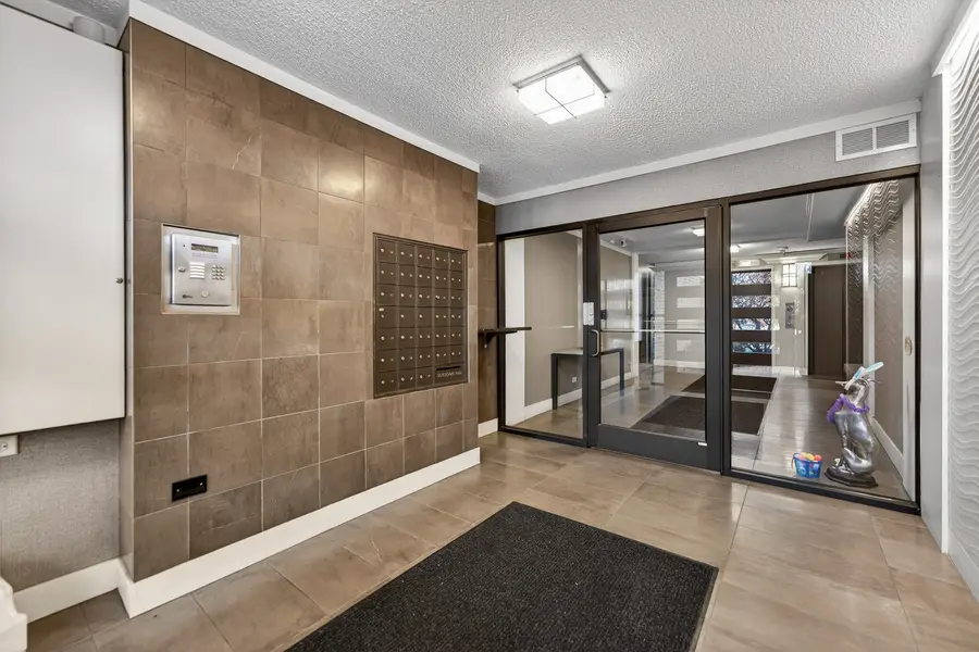 1020 N Harlem Avenue #1E, River Forest, IL 60305 - #3