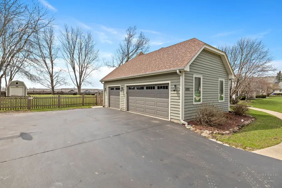 4305 Fairfax Drive, Crystal Lake, IL 60014 - #2