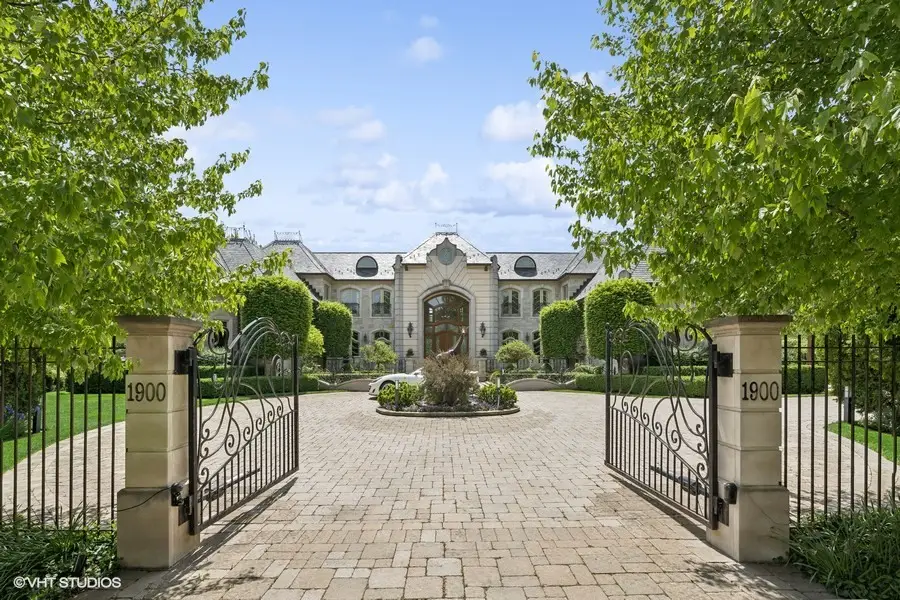 1900 Winnetka Avenue, Northfield, IL 60093 - #1