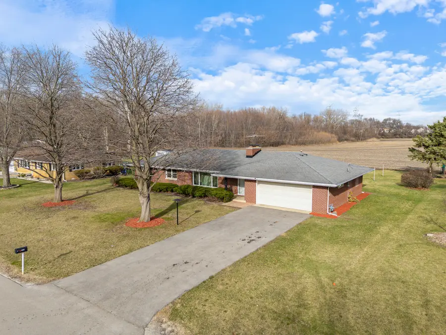 3300 Caroline Drive, Joliet, IL 60435 - #2