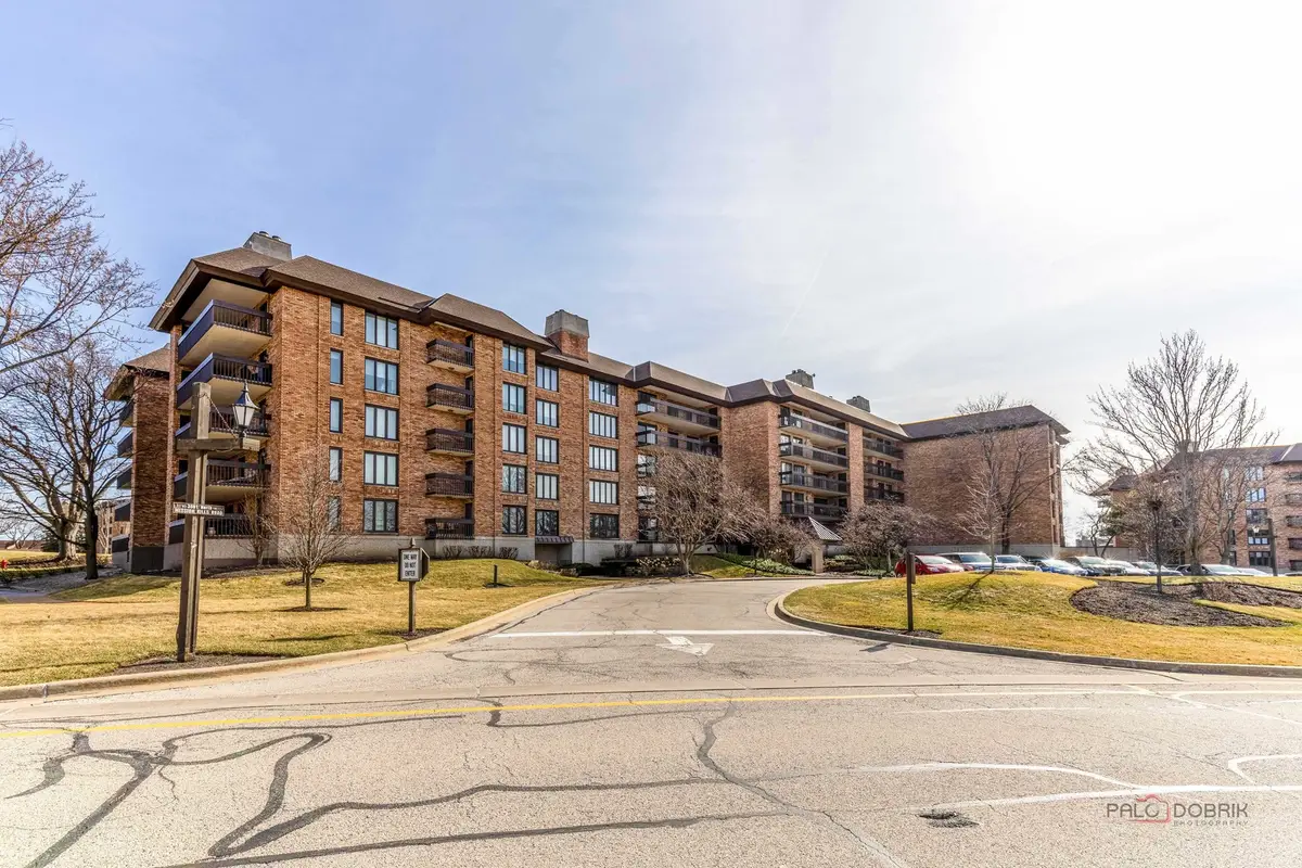 3801 Mission Hills Road #209, Northbrook, IL 60062 - #1