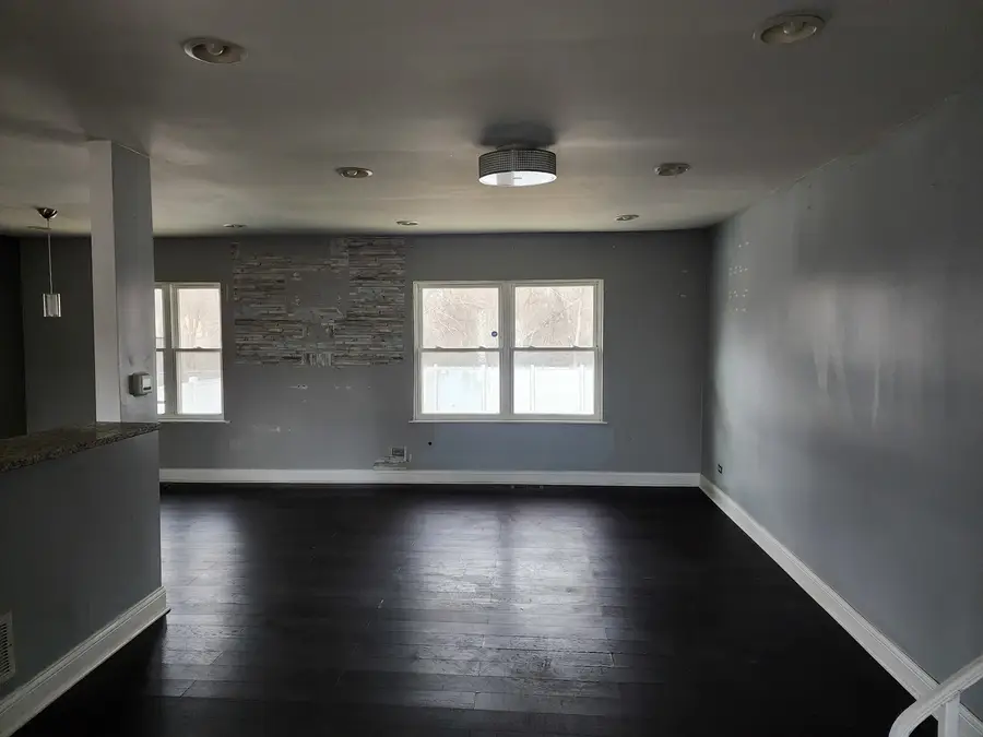 18108 Fountainbleau Drive, Hazel Crest, IL 60429 - #2