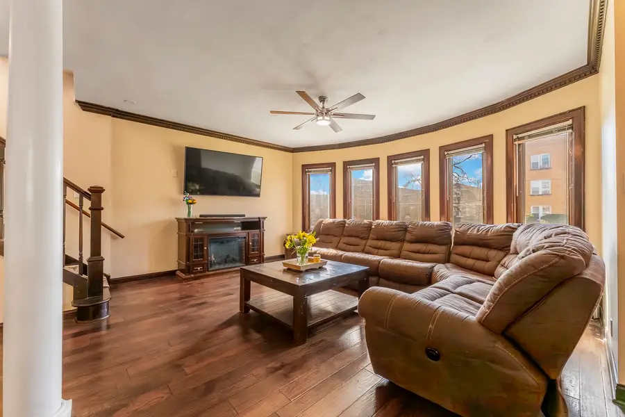 5454 W Eddy Street, Chicago, IL 60641 - #2