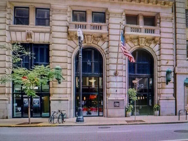 Address Withheld By Seller, Chicago, IL 60606 - #2