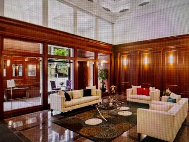 Address Withheld By Seller, Chicago, IL 60606 - #3