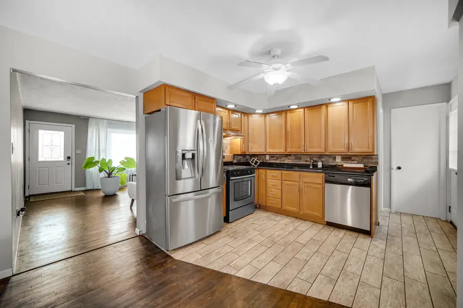 17509 Maple Avenue, Lansing, IL 60438 - #3