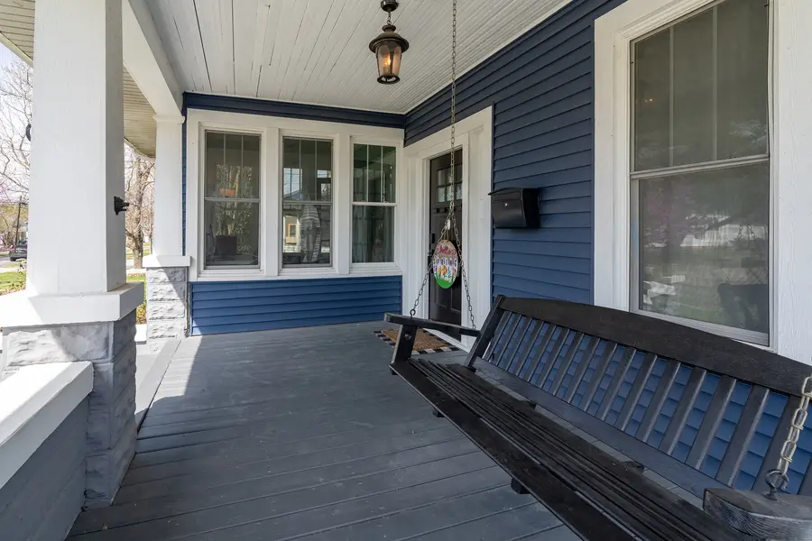 716 S Division Street, Carterville, IL 62918 - #3