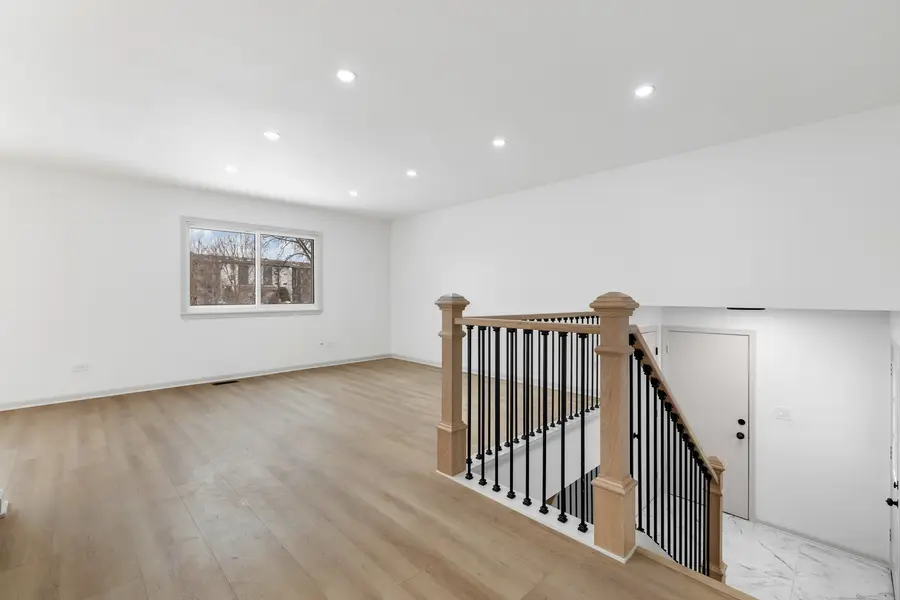 1006 Foxworth Boulevard, Lombard, IL 60148 - #3