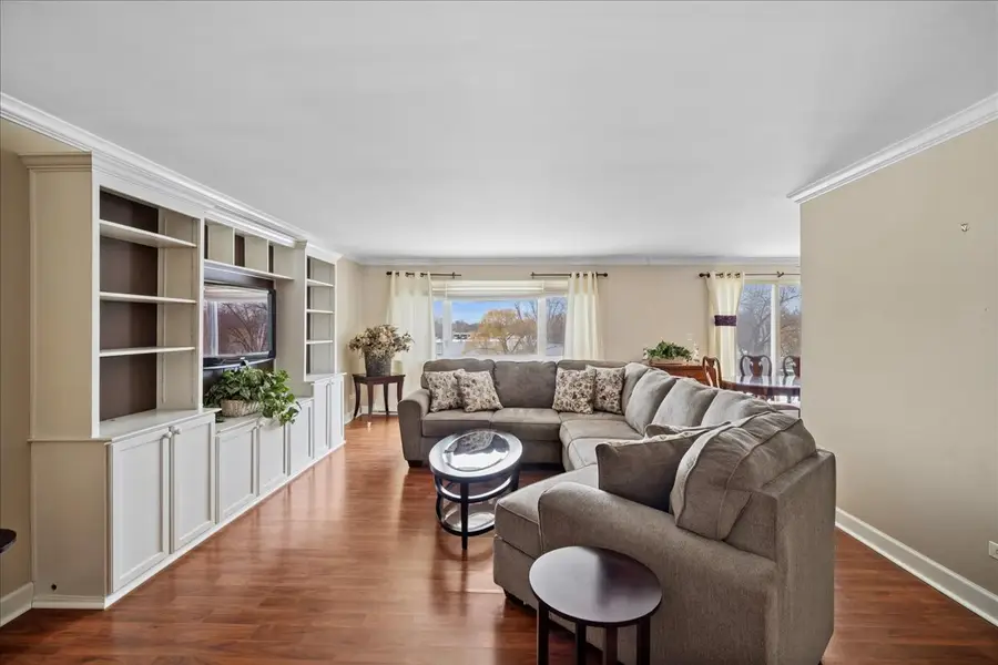 2700 E Bel Aire Drive #303, Arlington Heights, IL 60004 - #3