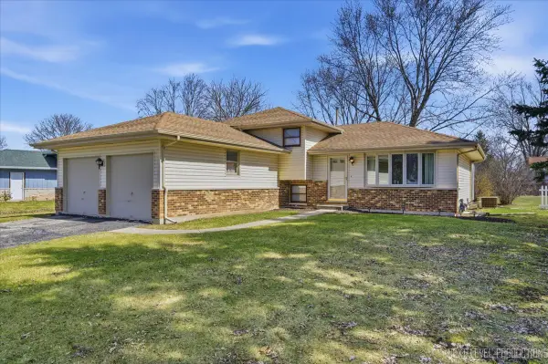 Address Withheld By Seller, Warrenville, IL 60555