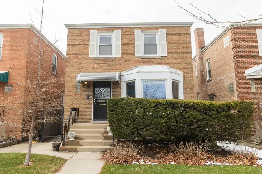 6552 N Troy Street, Chicago, IL 60645 - #2