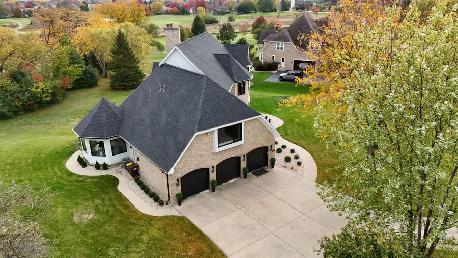 9605 S Muirfield Drive, Crystal Lake, IL 60014 - #3