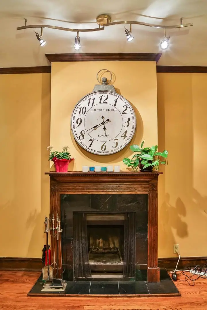 Address Withheld By Seller, Chicago, IL 60614 - #3