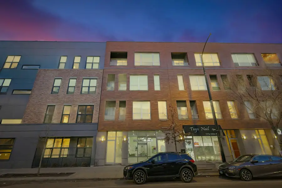 1735 N Western Avenue #2, Chicago, IL 60647 - #2