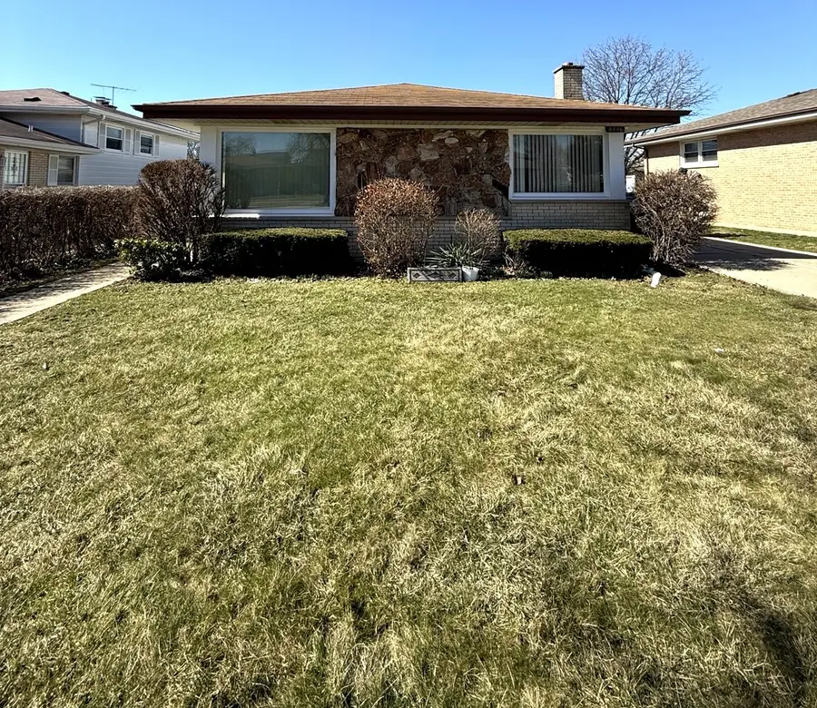 8446 N Clifton Avenue, Niles, IL 60714 - #2