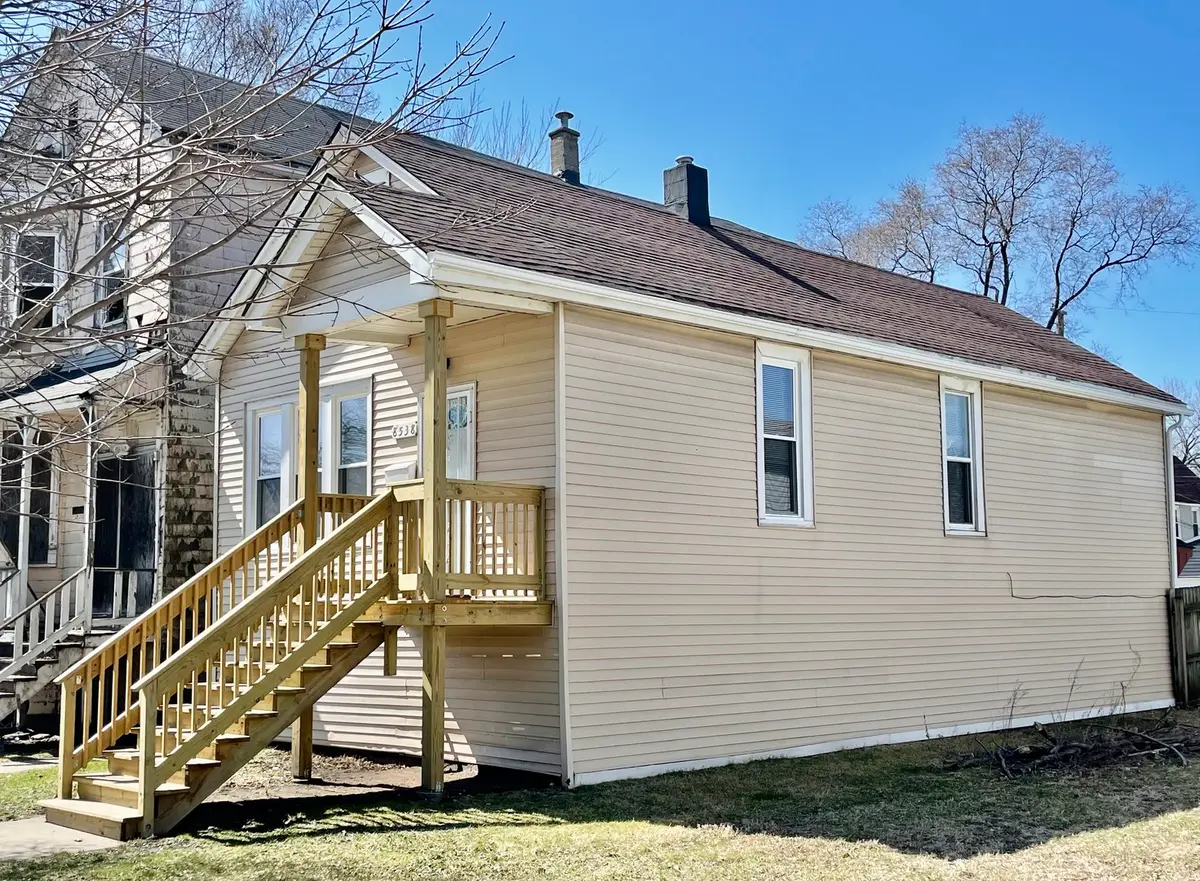 8538 S Buffalo Avenue, Chicago, IL 60617 - #1