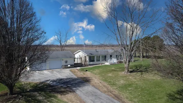 28240 N 990 Road E, Potomac, IL 61865