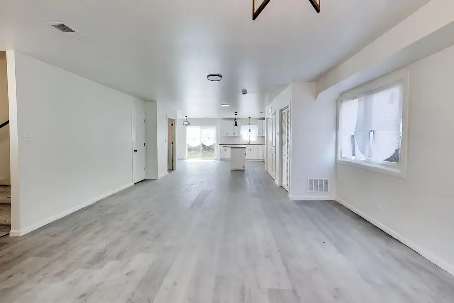 142 W 156th Place, Harvey, IL 60426 - #3