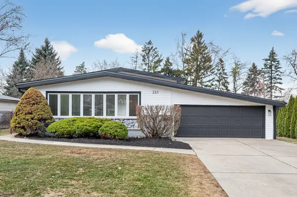 241 E Schick Road, Bloomingdale, IL 60108