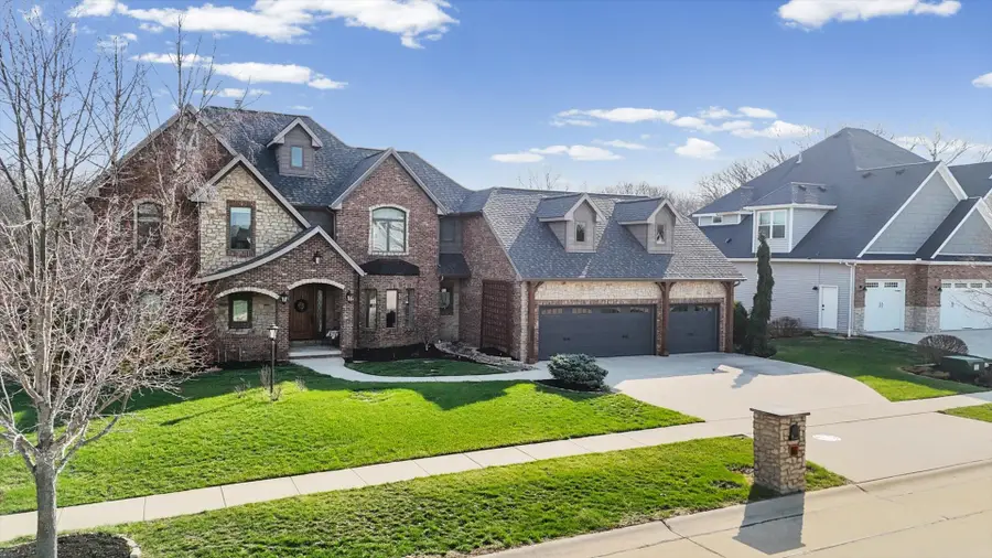 1610 Briarwood Lane, Mahomet, IL 61853 - #2