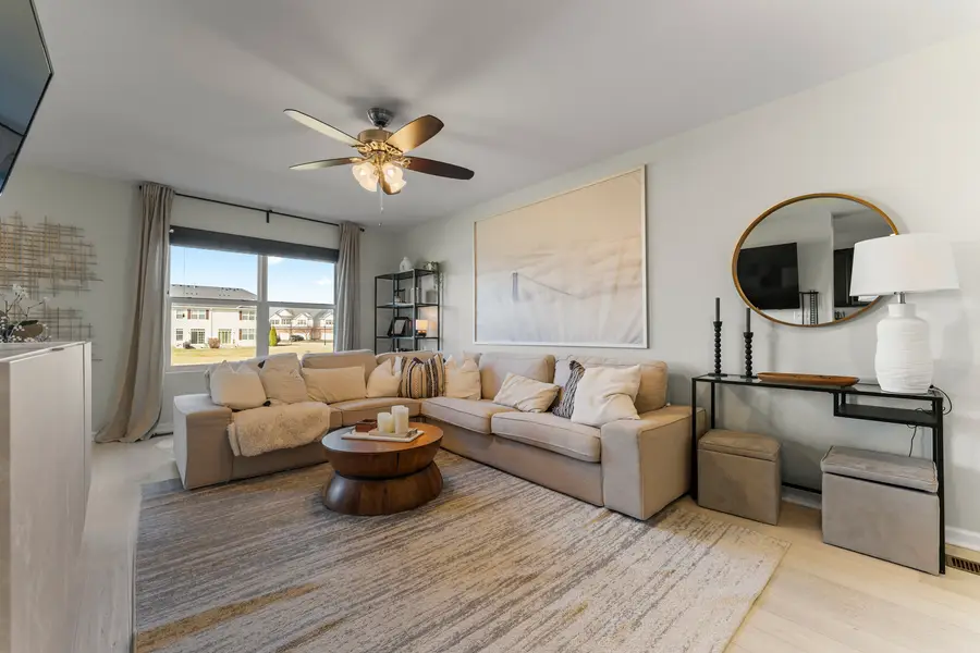 740 Florence Street, Hampshire, IL 60140 - #3