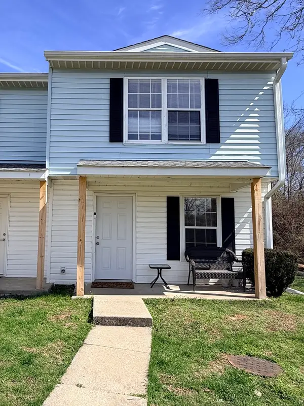 612 E Campus Drive #A-1, Carbondale, IL 62901