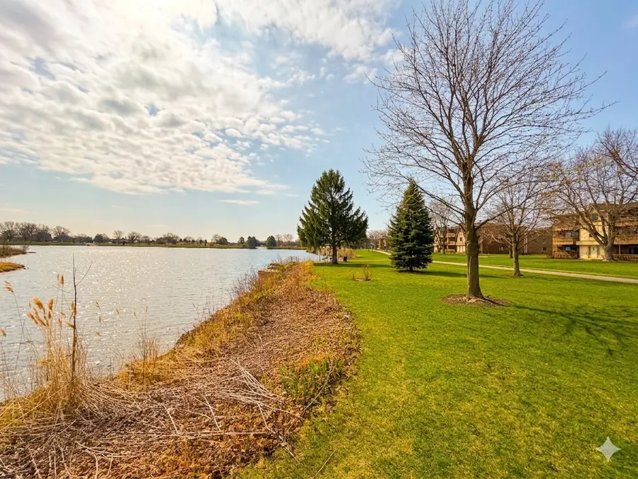 11 Cedar Court #3, Vernon Hills, IL 60061 - #3