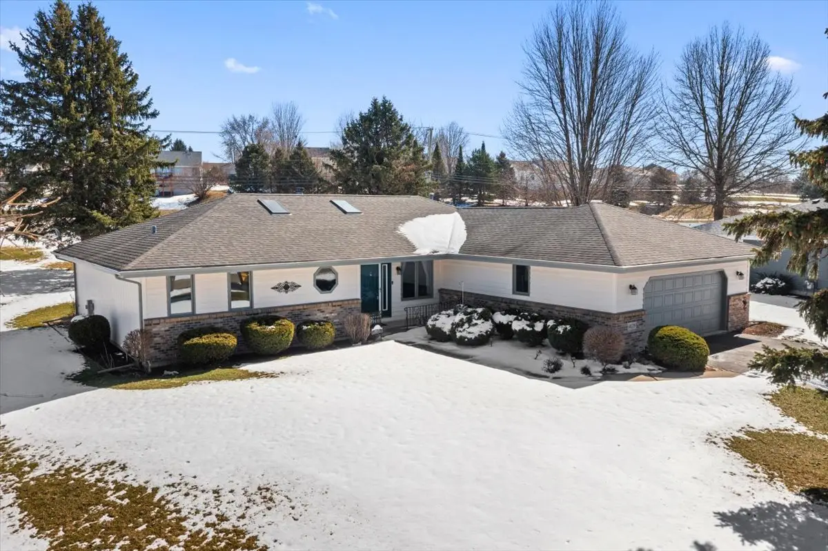 6629 Swansdown Road, Loves Park, IL 61111 - #1