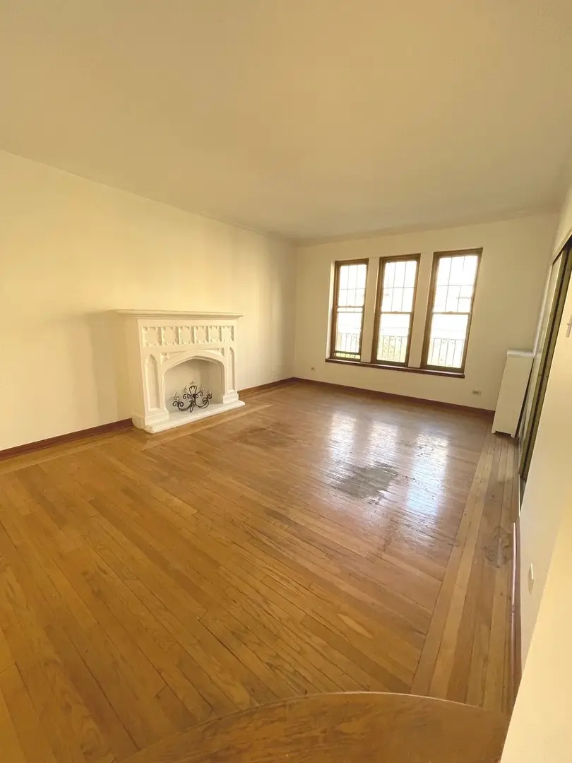 10925 S Longwood Drive #1, Chicago, IL 60643 - #3