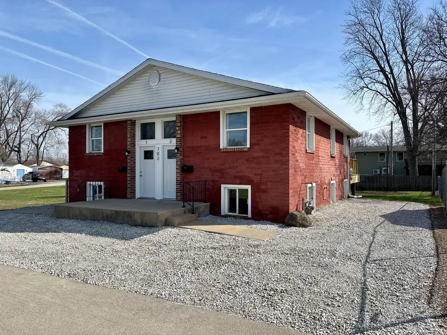 702 4th Avenue, Ottawa, IL 61350 - #2