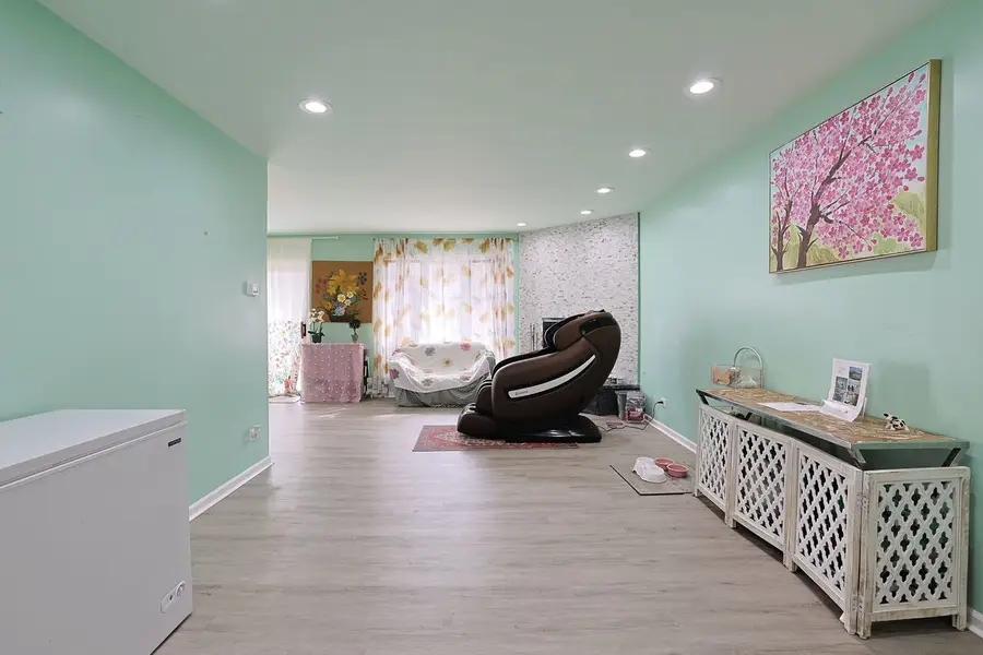 1803 Koehling Road, Northbrook, IL 60062 - #2